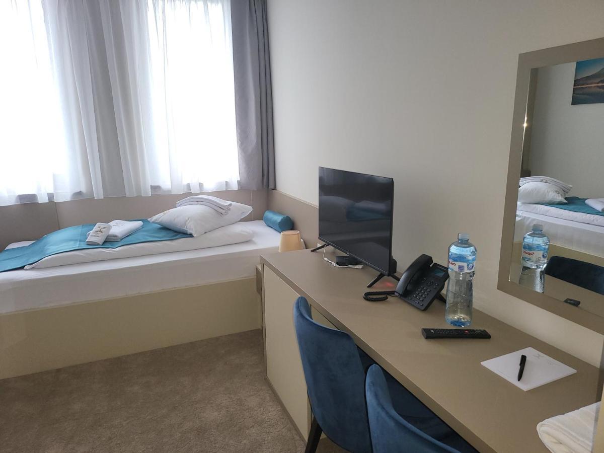 Garni Hotel Imperium Subotica Exteriör bild