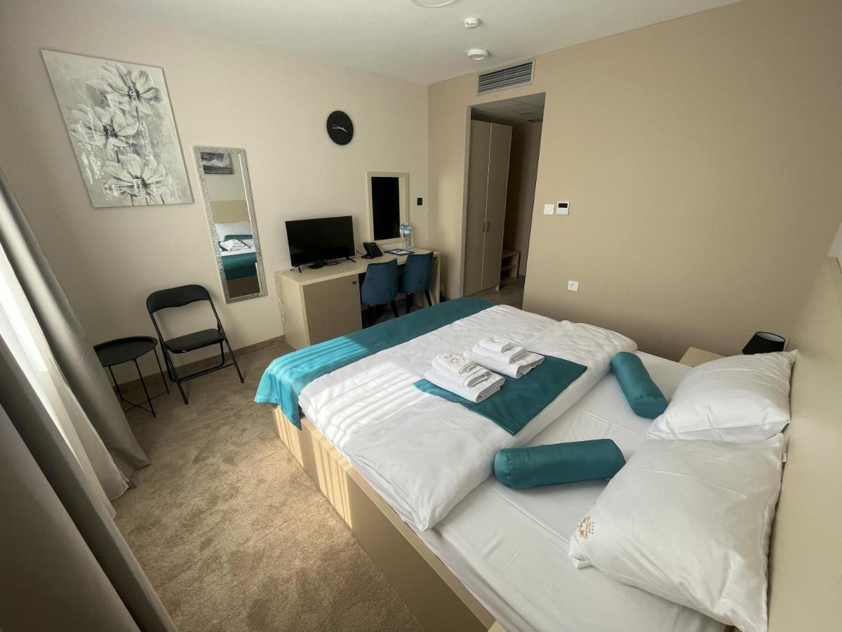 Garni Hotel Imperium Subotica Exteriör bild